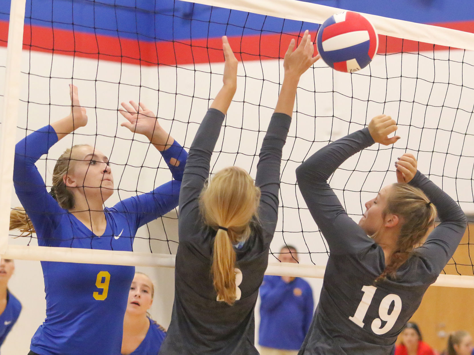 Roxana vs. Hardin Calhoun volleyball